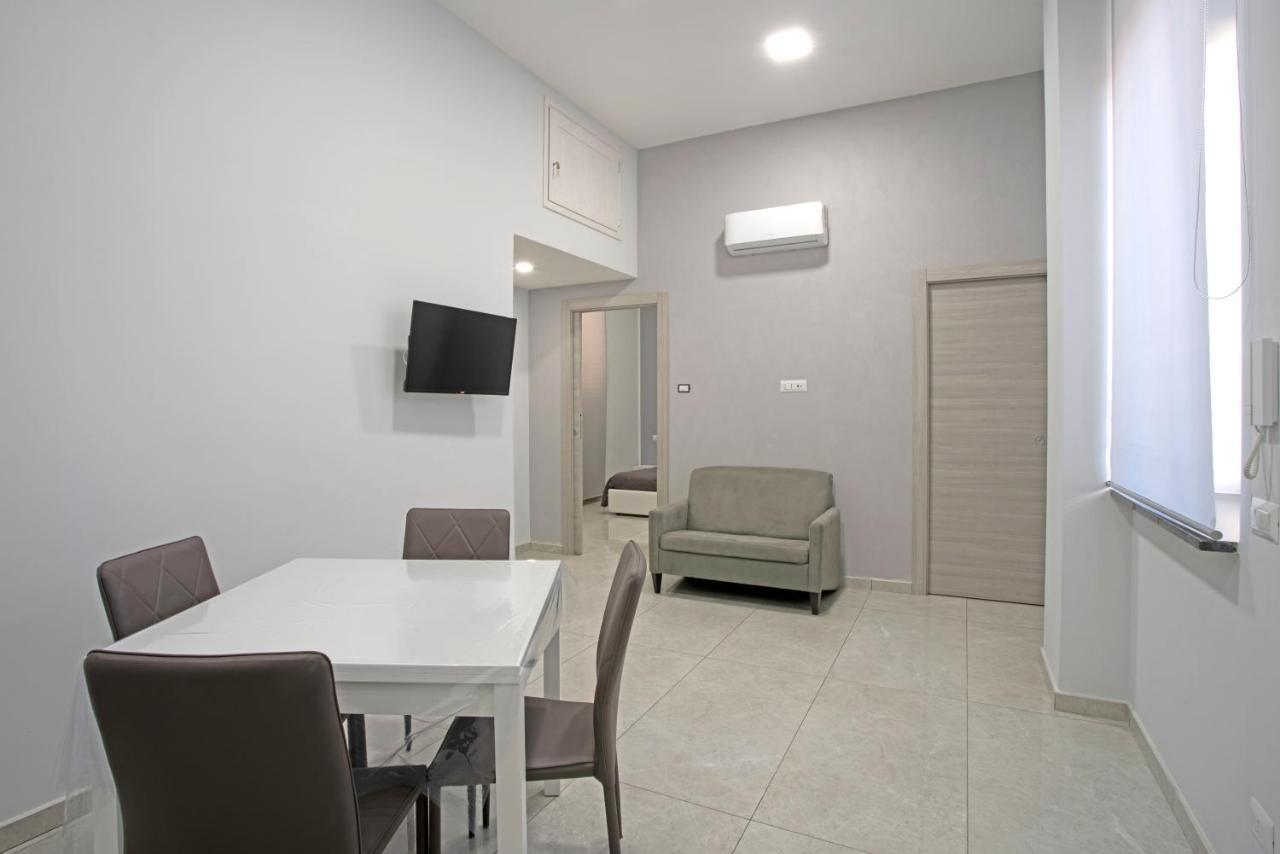 Giovi'S Apartments Castellammare di Stabia Exterior photo